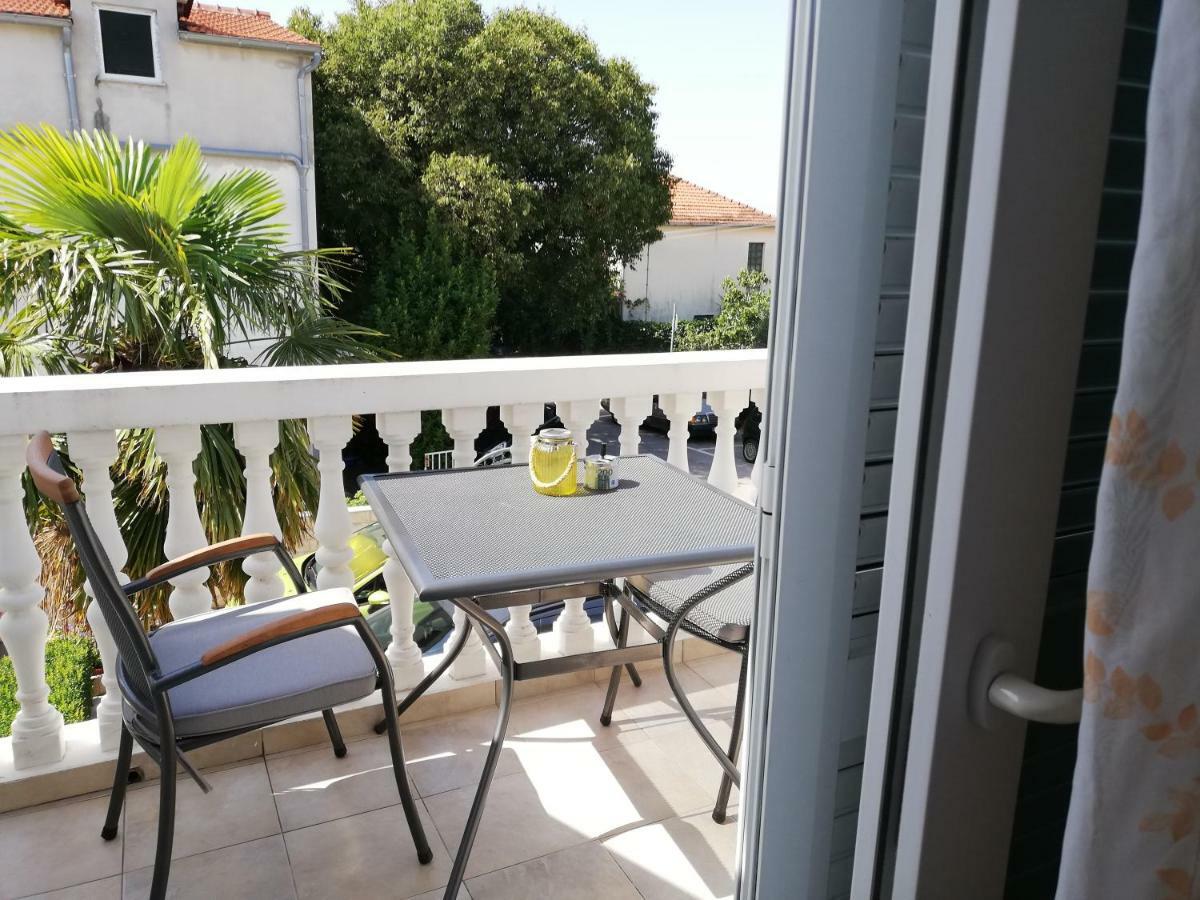Guest House Micin Vodice Zewnętrze zdjęcie