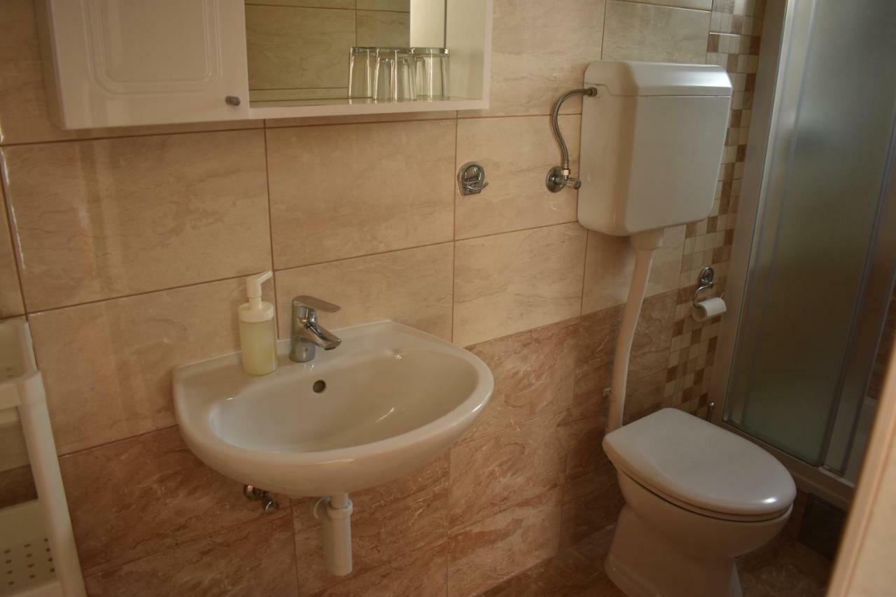 Guest House Micin Vodice Zewnętrze zdjęcie